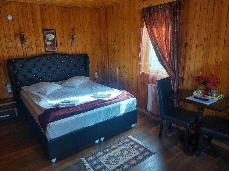Spațiu comercial, de 280 mp, în Central