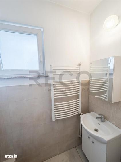 Apartament cu 4 camere în Cantemir