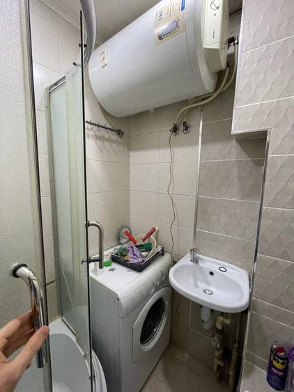 Garsonieră decomandată în Brașovul Vechi