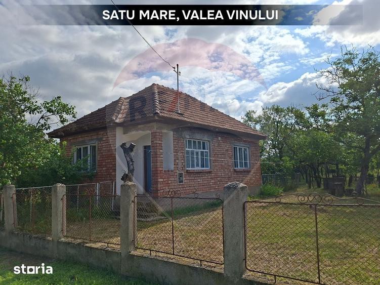 Casă cu 2 camere cu Teren 5447 Mp în Lazuri