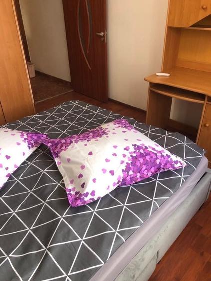 Apartament cu 2 camere decomandat în Far