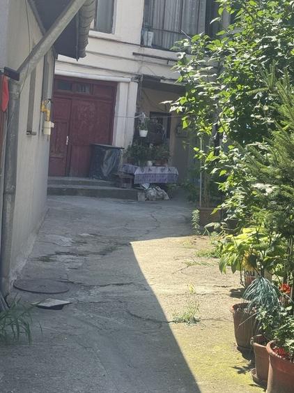 Casă cu 2 camere cu Teren 30 Mp în Unirii