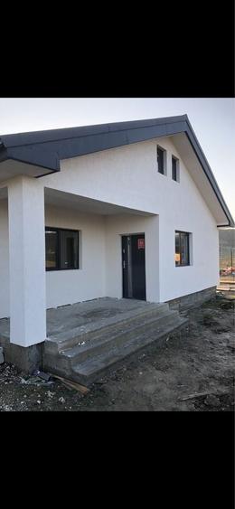 Casa de vanzare - 55000 plus TVA - 1
