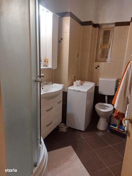 Apartament cu 2 camere, mobilat în Capitale