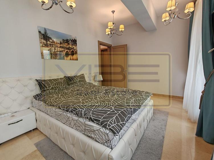 Apartament cu 4 camere semidecomandat, mobilat în Ultracentral