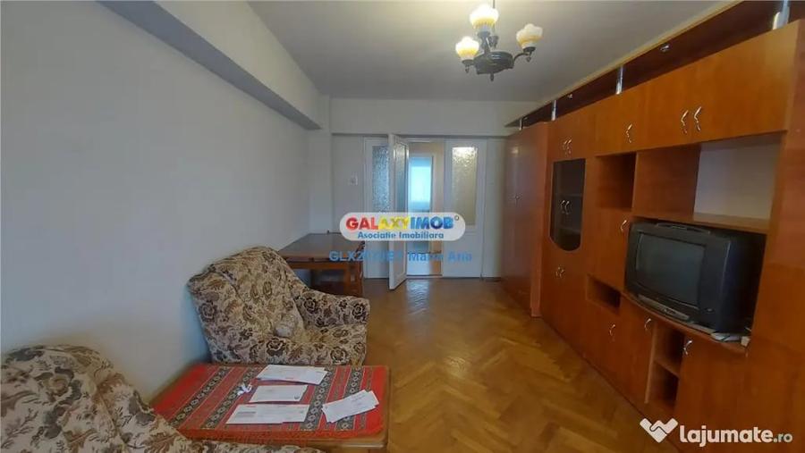 Apartament cu 4 camere decomandat în Ultracentral