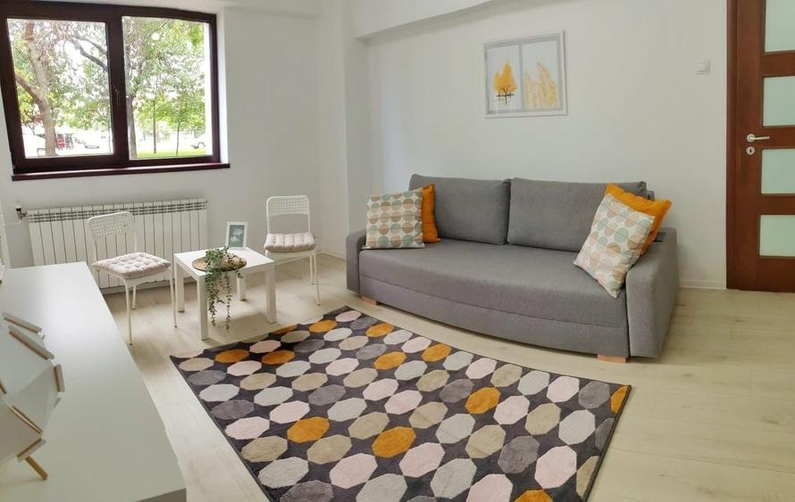 Apartament cu 2 camere semidecomandat în Panduri