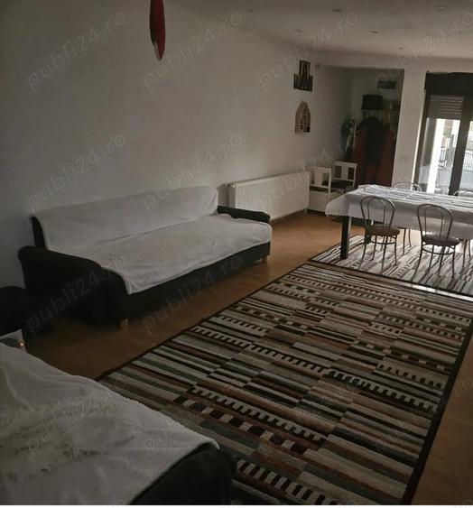 Casă cu 5 camere cu Teren 945 Mp în Central