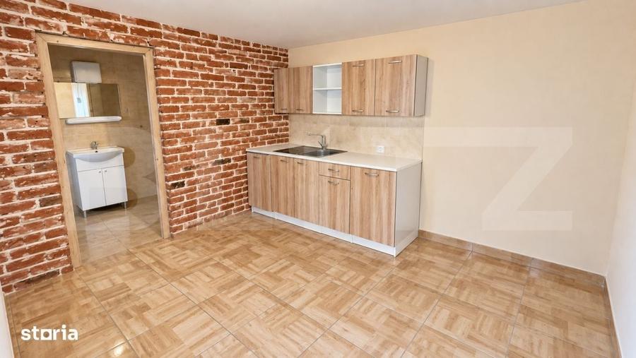 Casă cu 4 camere cu Teren 600 Mp în Aurel Vlaicu