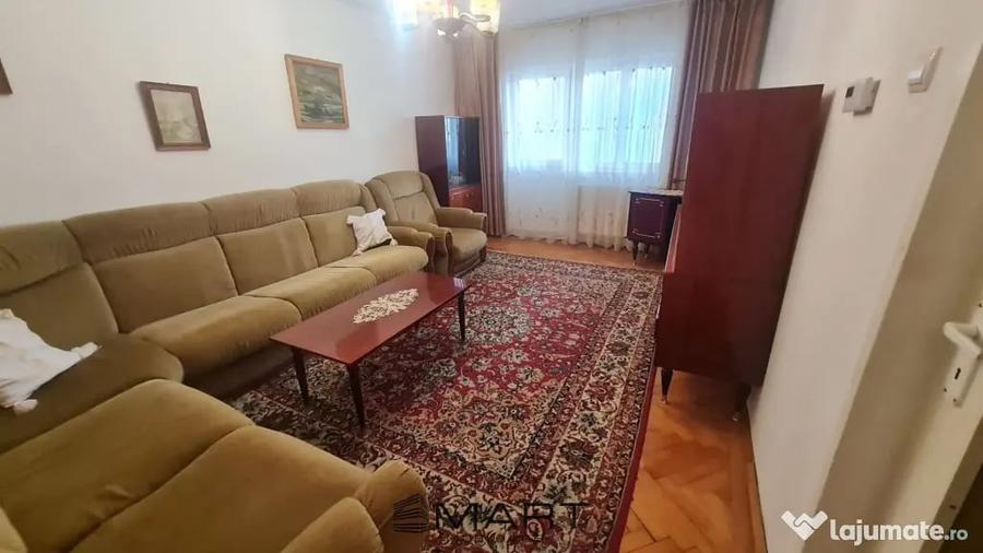 Apartament cu 3 camere decomandat în Ștrand