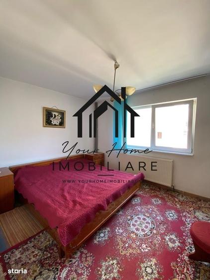 Apartament cu 4 camere decomandat în Calea București