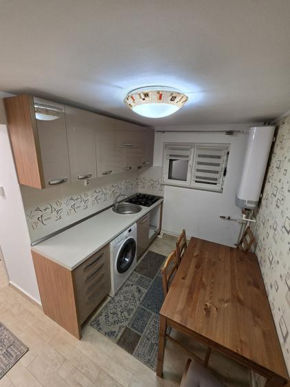 Apartament cu 2 camere decomandat în Exterior Vest
