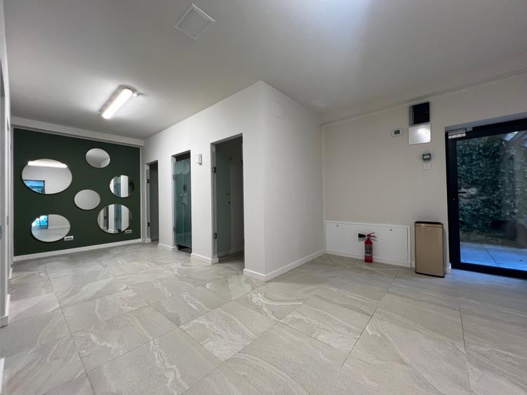Apartament cu 3 camere decomandat în Iancu Nicolae