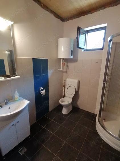 Casă cu 6 camere cu Teren 1000 Mp în Central