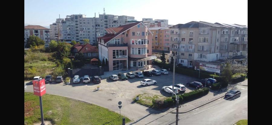 Spațiu comercial, de 50 mp, în Republicii