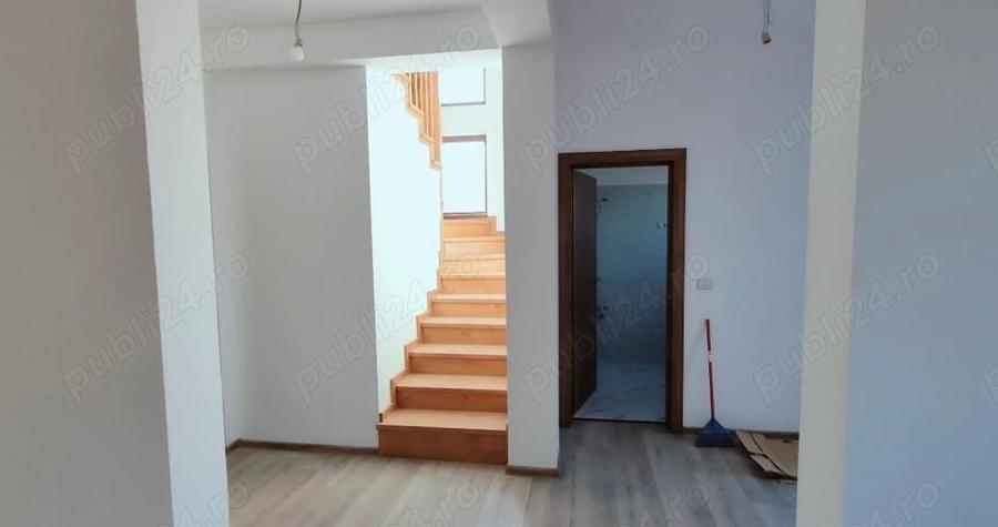 Casă cu 4 camere cu Teren 306 Mp în Chișoda