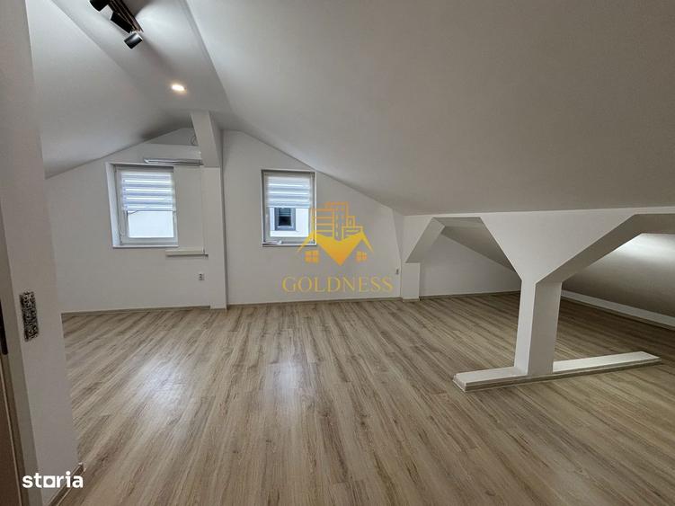 Casă cu 5 camere cu Canalizare în Chinteni