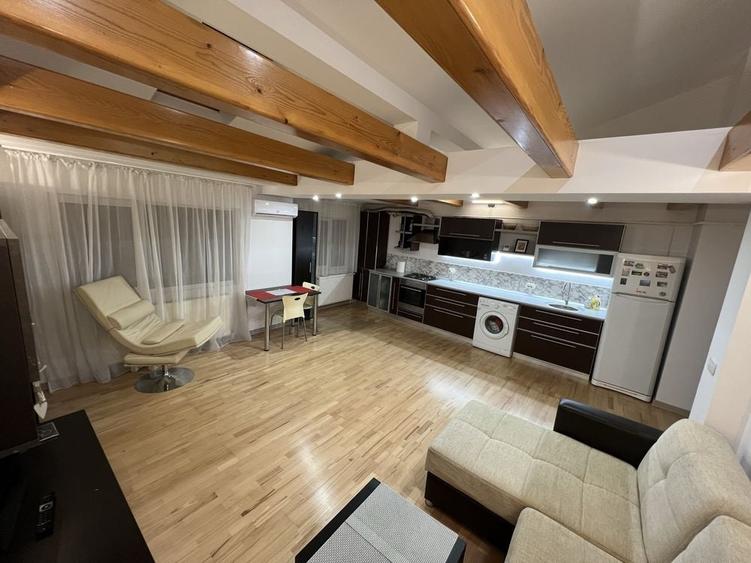 Apartament cu 2 camere decomandat în Faleză