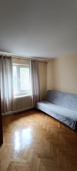 Apartament cu 2 camere decomandat în Mircea cel Bătrân