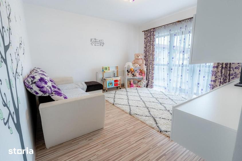 Apartament cu 3 camere decomandat în Sânpetru