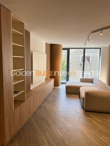 Apartament cu 2 camere, mobilat în Victoriei