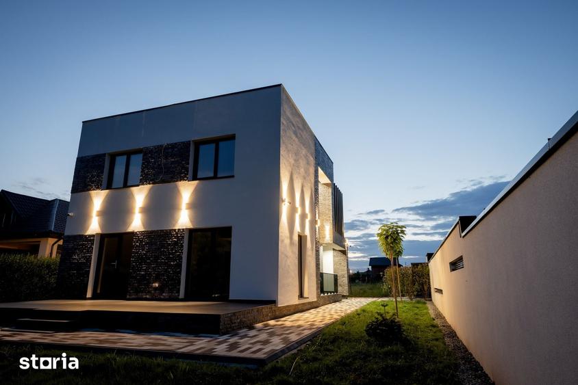 Casă cu 4 camere cu Teren 500 Mp în Brănești