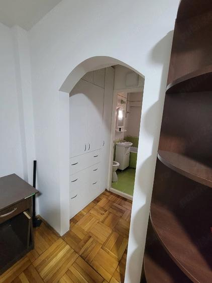 Apartament cu 2 camere semidecomandat în Ultracentral