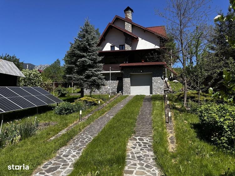 Casă cu 4 camere în Cheia