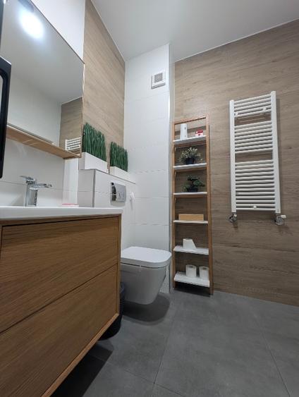 Apartament cu 2 camere semidecomandat, mobilat în Mărăști