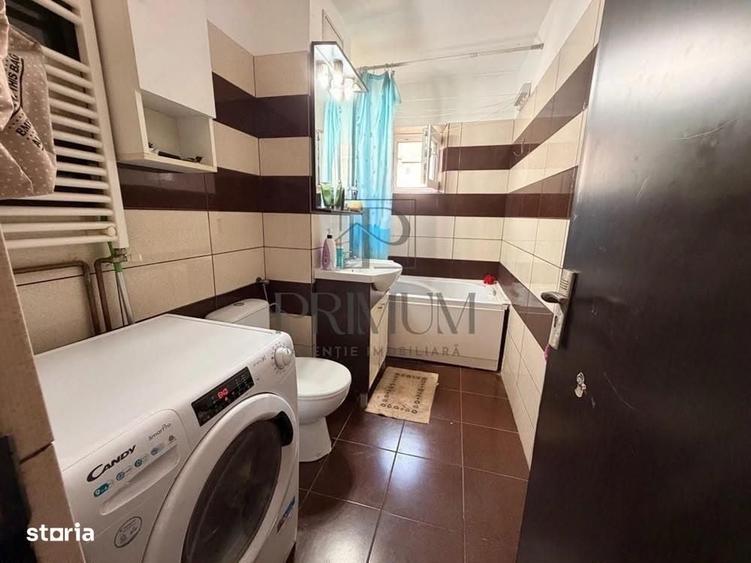 Apartament cu 2 camere semidecomandat în Soarelui