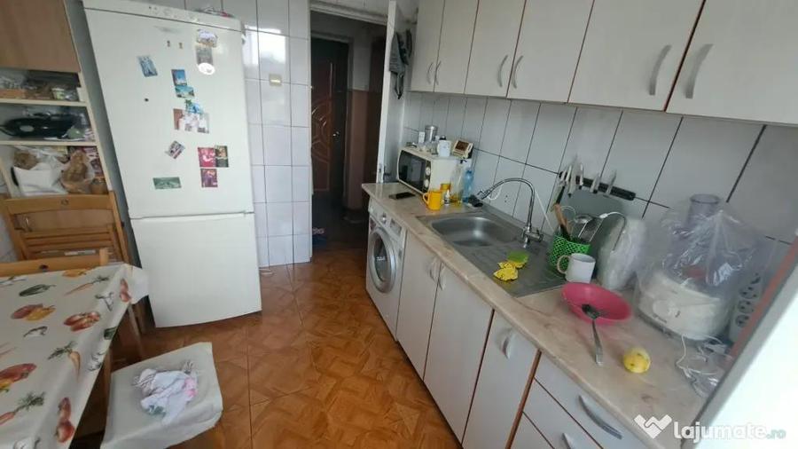 Apartament 3 camere semidecomandat - 8