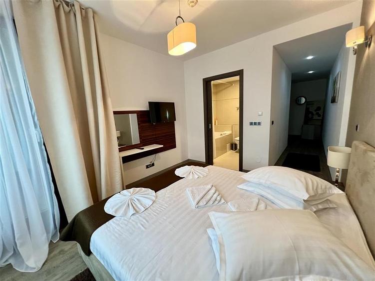 Apartament cu 3 camere decomandat, mobilat în Poiana Brașov