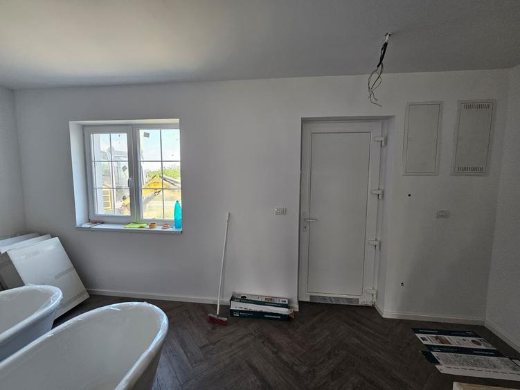 Duplex cu 3 camere cu Teren 300 Mp în Urseni