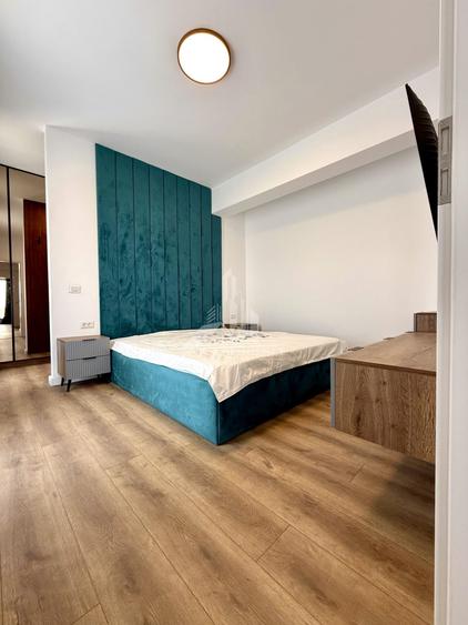 Penthouse cu 3 camere semidecomandat, mobilat în Prelungirea Ghencea