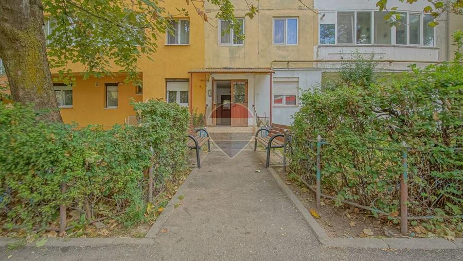 Apartament cu 2 camere decomandat, mobilat în Electroprecizia