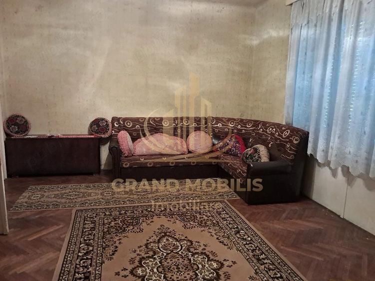 Casă individuală cu 9 camere cu Canalizare în Iosefin