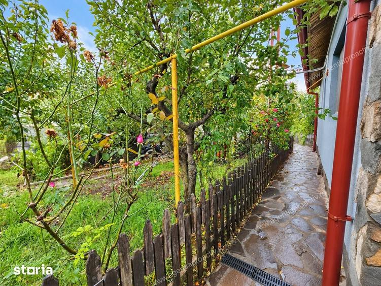 Casă cu 3 camere cu Teren 530 Mp în Vânători