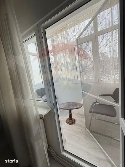 Apartament cu 4 camere decomandat, mobilat în 1 Mai