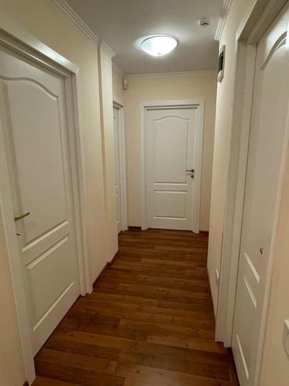 Casă cu 5 camere cu Teren 450 Mp în Central