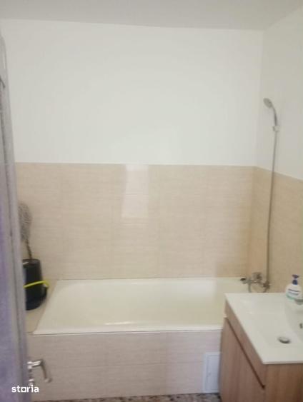 Apartament cu 2 camere decomandat în Galata