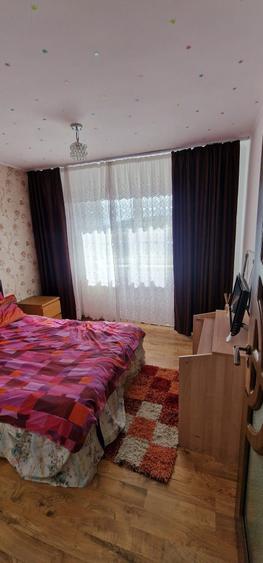 Apartament cu 3 camere semidecomandat în Central