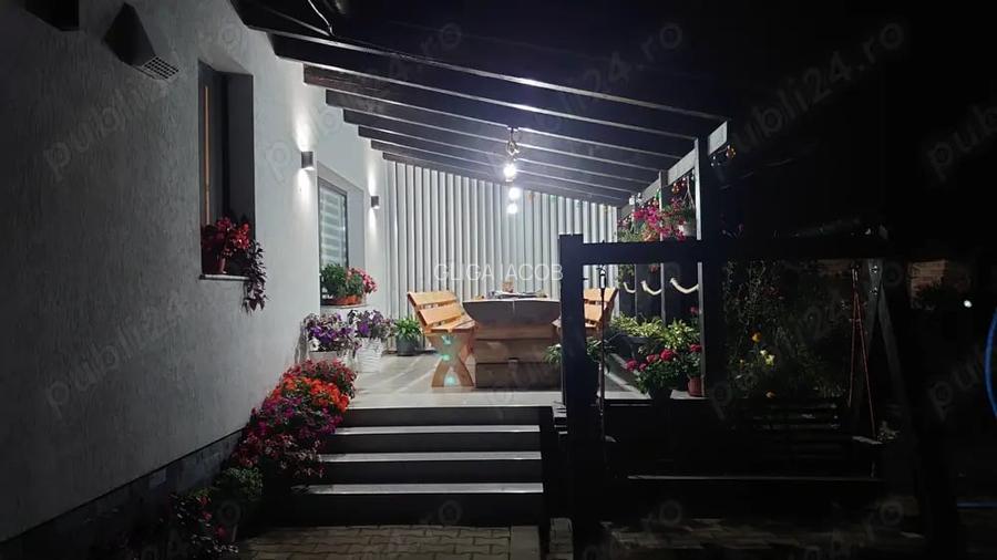 Casă cu 6 camere în Solovăstru