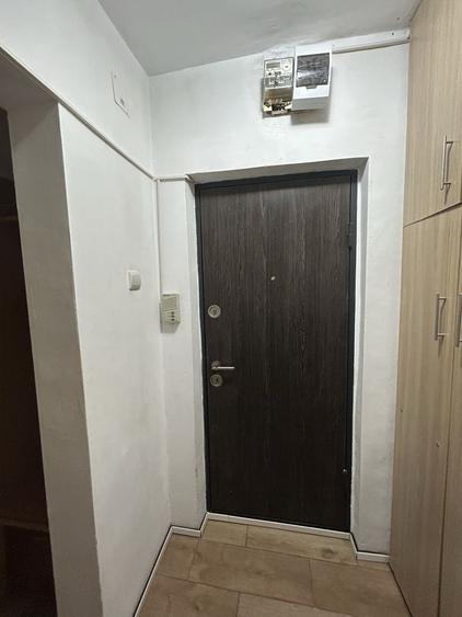 Garsonieră decomandată în Drumul Taberei