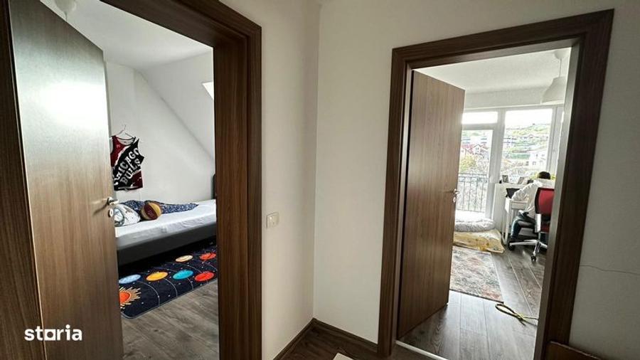 Apartament cu 4 camere în Central