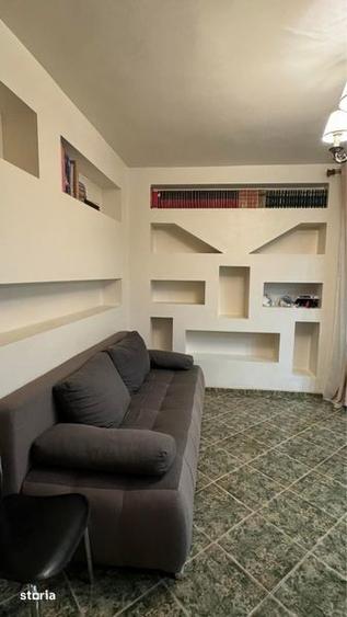 Apartament cu 3 camere în Micro 11