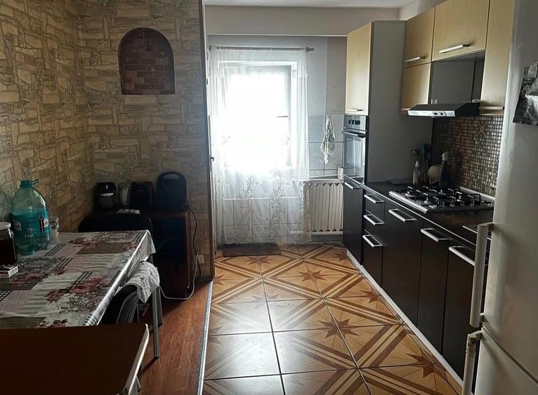 Apartament cu 3 camere decomandat în Calea Aradului