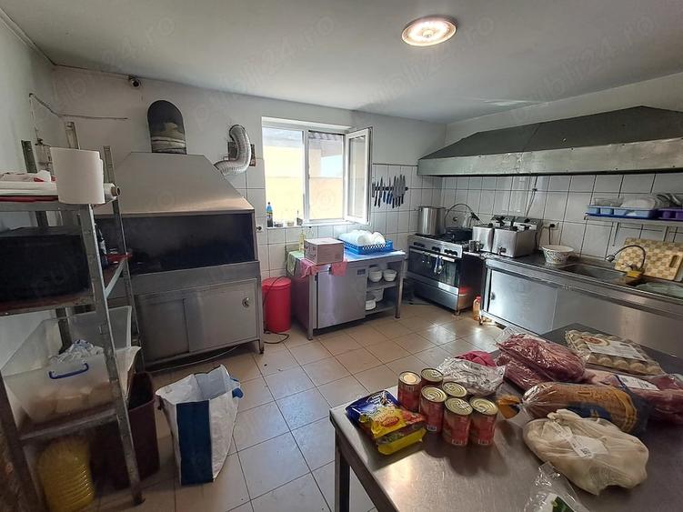 Spațiu comercial, de 180 mp, în Tunari