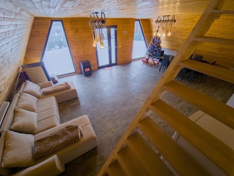 Casă cu 4 camere în Uleni