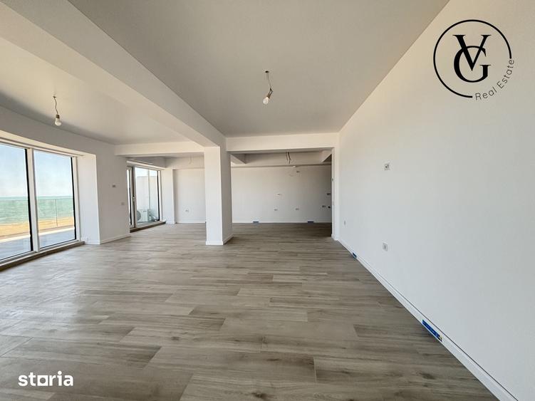 Apartament cu 3 camere semidecomandat în Nord