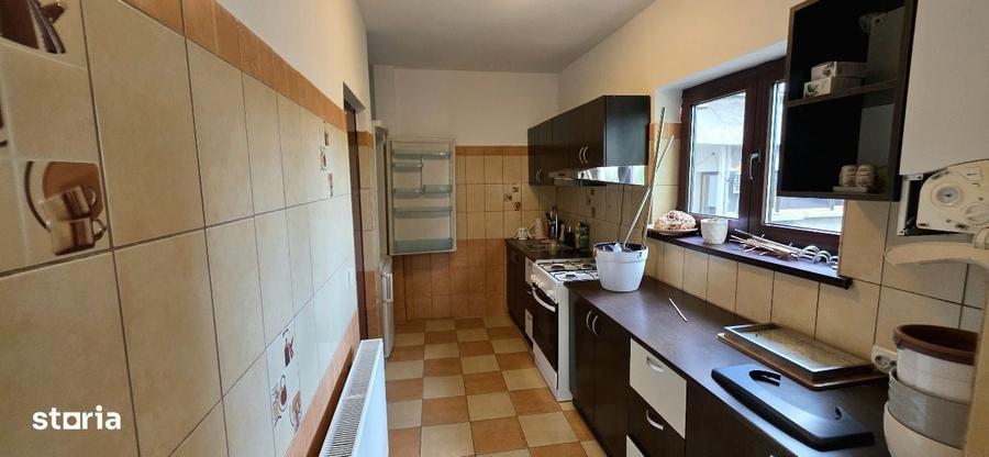 Apartament cu 4 camere în Dacia